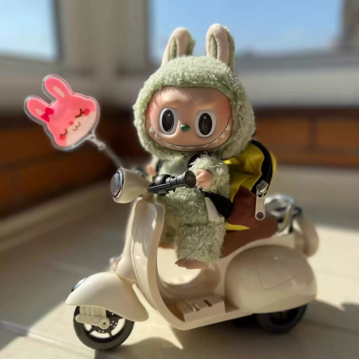 LABUBU MINI SCOOTER