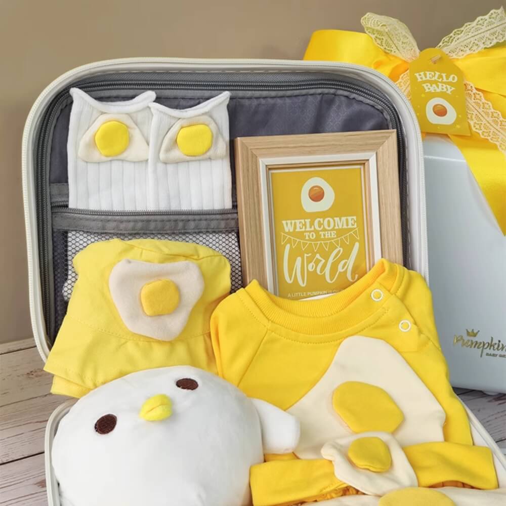 Little Chick Baby Gift Set