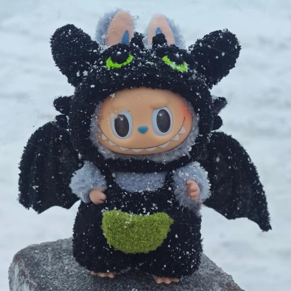 LABUBU Night Fury Outfit