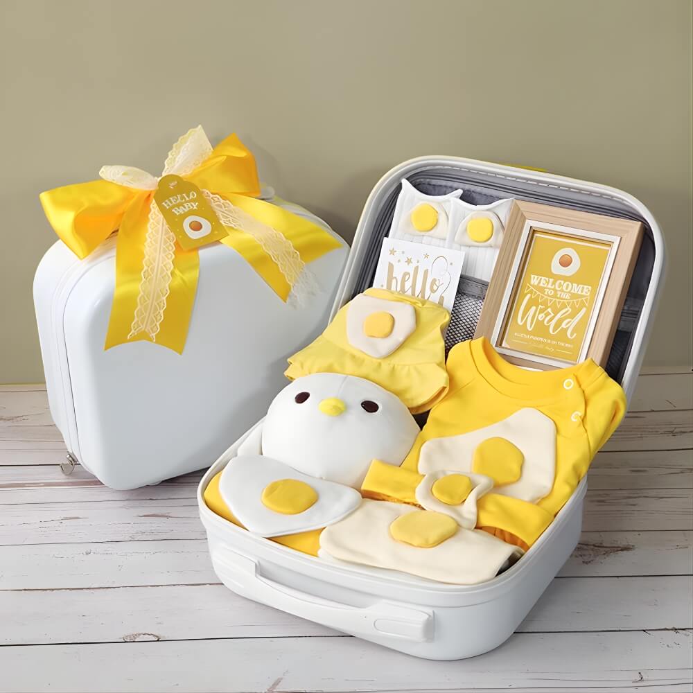 Little Chick Baby Gift Set